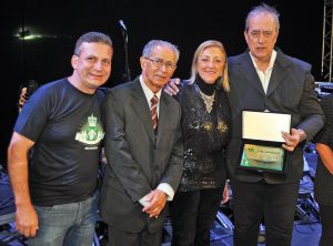SSErnani-Glori-300x222 Praça de Eventos recebe milhares de pessoas para o show gospel de Anderson Freire no VIII Glorifica Litoral