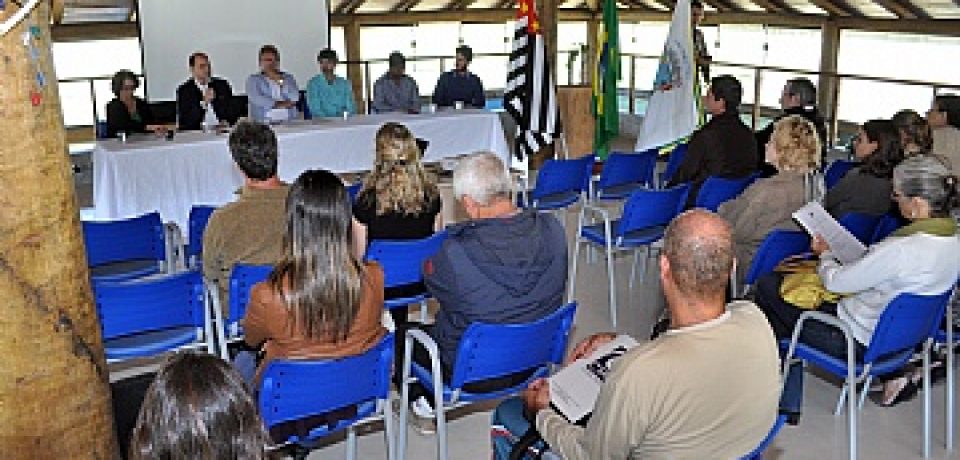 Comitê de Bacias Hidrográficas se reúne em São Sebastião para discutir convênios
