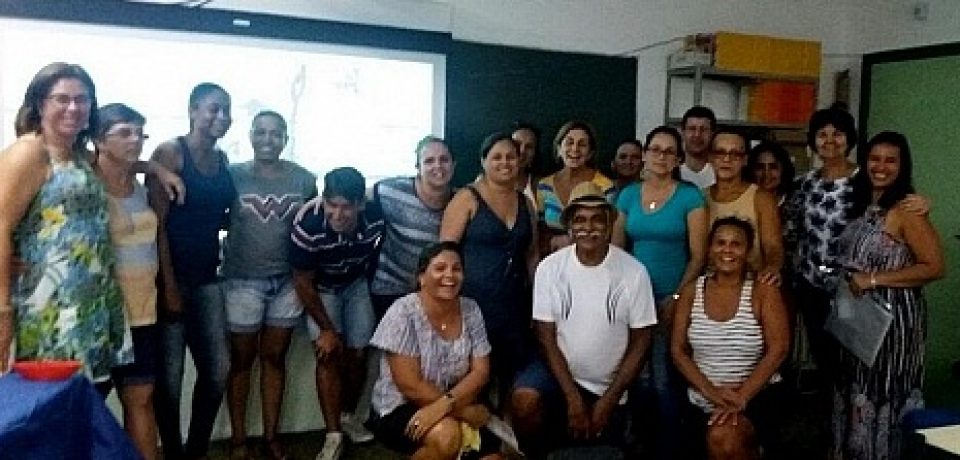 Escola realiza reunião com temas da comunidade caiçara