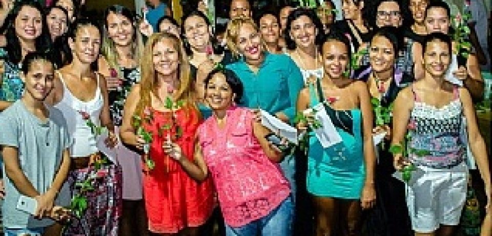 Comunidade do Varadouro realiza homenagem a mulheres do bairro