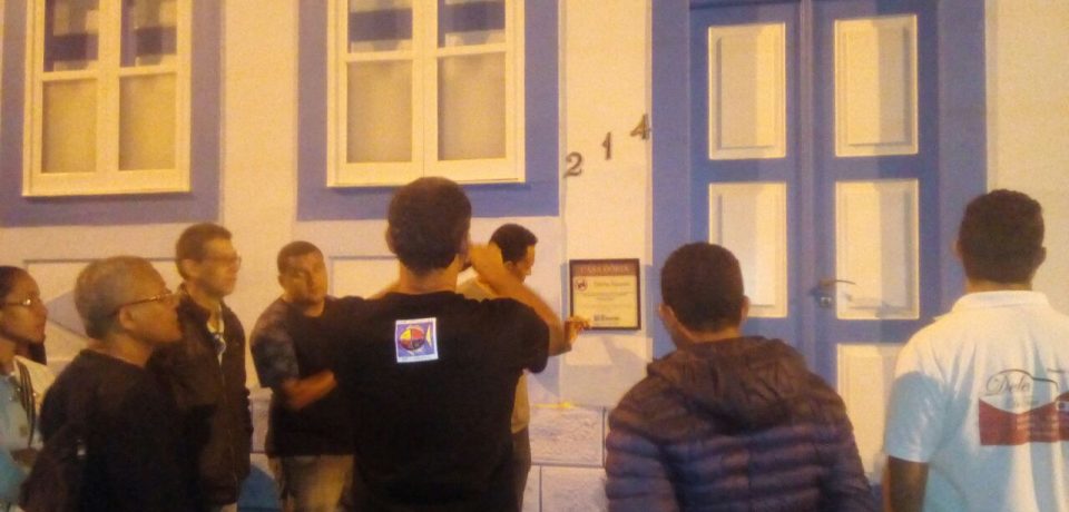 Participantes do projeto “Taxista – Transportando História” fazem visita monitorada no Centro Histórico
