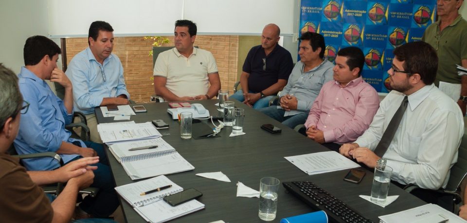 Prefeitos de São Sebastião e Ilhabela avançam negociação em projeto de novo sistema de travessia de balsa