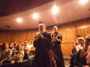 SSElencoFer-300x225 Musical sobre São Francisco e Santa Clara lota o Teatro Municipal
