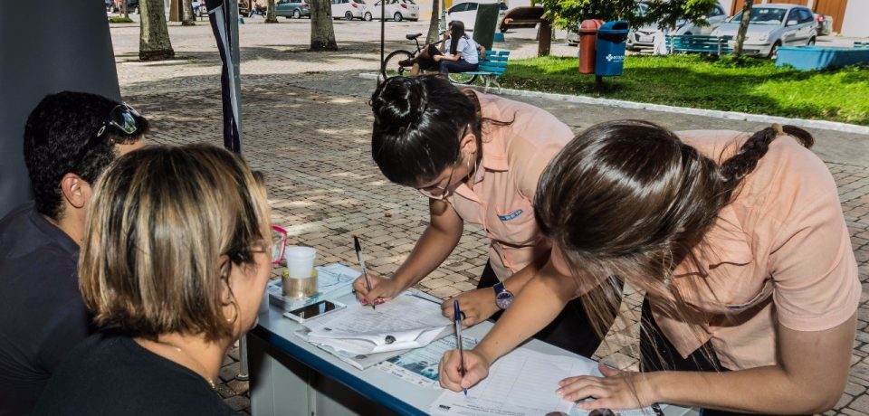 Procon recolhe assinaturas contra alteração em Projeto de Lei que prevê mudanças nos planos de saúde