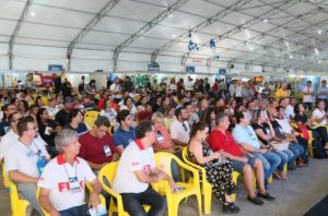 CGFeira4-300x198 Caraguatatuba realizou a maior Feira de Negócios do LN