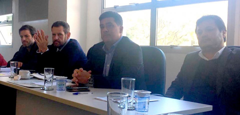 Prefeito Felipe Augusto solicita ao Governo do Estado mudanças nas normas do setor pesqueiro